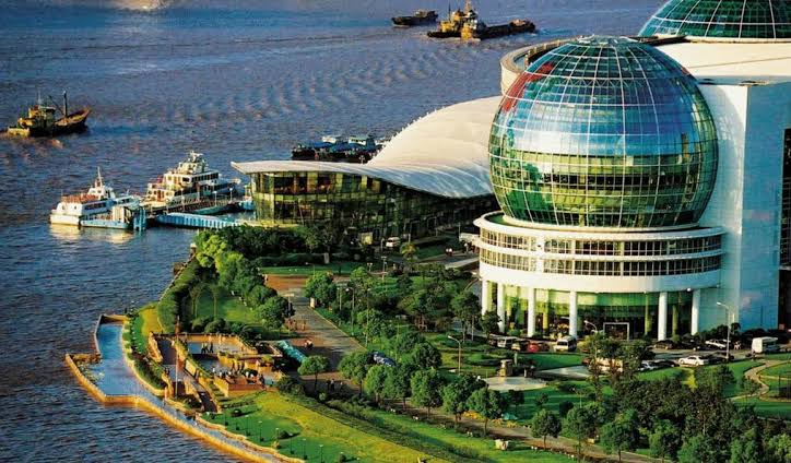 Shanghai International Convention Center