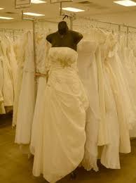 Here ericdress.com shows customers a fashion collection of current wedding dress clearance.you can find many great items. Getting Married Brides Score Bargains At Mesa Goodwill