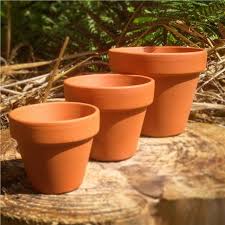 You will also find them plentiful at garden stores and adorning a luscious garden or patio overflowing with flowers. Vintage Style Terracotta Plant Pots Various Sizes Bulk Pots In Cm Ebay
