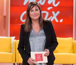 Dans c'est mon choix, evelyne thomas pose une question très indiscrète à l'un de ses prétendants. Le Retour De C Est Mon Choix