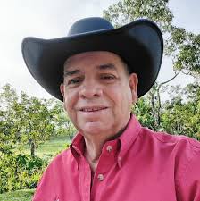 Roberto Hidalgo Rodríguez (@roberto.hidalgorodriguez) • Facebook, Connect  with friends