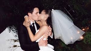 (cnn) ariana grande has shared a glimpse into her intimate wedding to real estate agent dalton gomez earlier this month. Ariana Grande And Dalton Gomez Receives Vegan Bike As Wedding Gift Plant Based News
