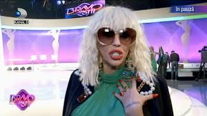 Grasu din nou cu băieții mei rulăm la înălțime când sunt cu băieții mei lumea ne aparține killa fonic: Raluca BÄƒdulescu De La Bravo Ai Stil Celebrities Fana Lui Killa Fonic Wowbiz