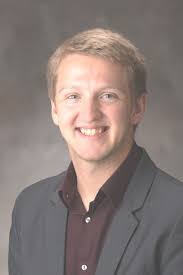 Derek Schreiber's Instagram, Twitter & Facebook