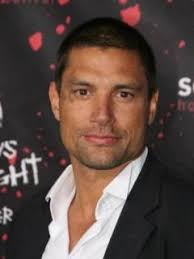 2010, биографический, боевик, драма, исторический, приключения, сша. Manu Bennett Manu Bennett Akter Foto Biografiya Filmografiya Novosti Vokrug Tv