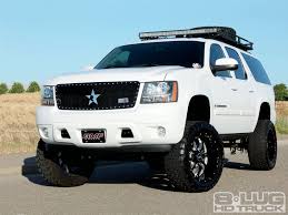 The Burb 2007 Chevy 2500 Suburban 2007 Chevy 2500 Suburban Defender Roof Rack Photo 2 Chevrolet Suburban Chevrolet Chevy Suv