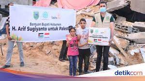 Geser layar ke atas dan bawah untuk menyesuaikan volume suara dan kecerahan, ke kiri dan kanan untuk kembali ke untuk konten terbaru dan dukungan, silahkan ikuti akun media sosial iflix: Uksdvwjji9llym