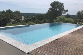 Piscine A Debordement Construction Et Prix Piscine Beton Piscines Hdp