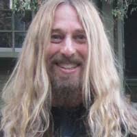 Dennis Graff's Instagram, Twitter & Facebook