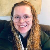 Jen Squire's Instagram, Twitter & Facebook