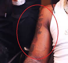 Dude sold records and made some money. Tattoo Of Rose On Hand Novocom Top