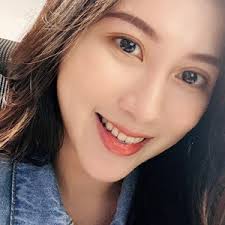 Vanessa Jovin Lum (@vanessajovinlum)