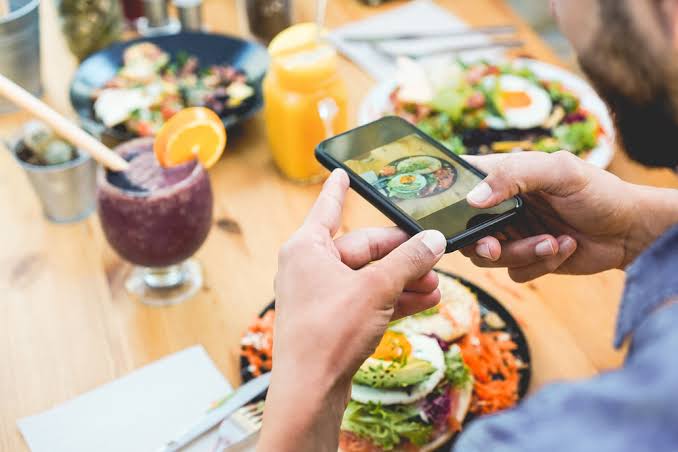 Restaurant Captions for Instagram: 216 Ready-to-Use Ideas