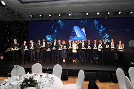 Μπες στο site του 11888 και βρες τους όλους στα white pages με ένα κλικ! Ellhnika Naytiliaka Brabeia 2019 Naytilia Oikonomia Ygeia Epikairothta