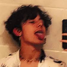 Connor Klaus (@qrewklaus)