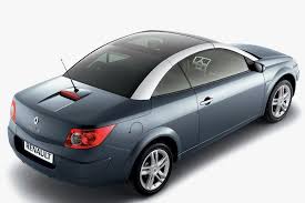 Renault Megane Cc A Surprisingly Big Boot Nice One In Quevert But A Bit Tight For A Little Boy In The Back Boulogne Billancourt Renault Automobile