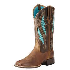 Cowboy boots made a comeback at raf simons' first show for calvin klein. How To Wear Cowboy Boots In Summer Harry S Boots