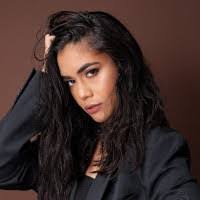 Karla Cabrera's Instagram, Twitter & Facebook