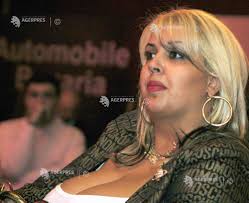 „am 46 de ani, dar sunt fata mamei și a tatălui Raluca Badulescu Agerpres ActualizeazÄ Lumea