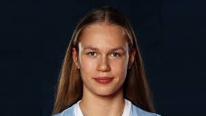 This information was officially confirmed by fenerbahce opet. Arina Fedorovtseva Fenerbahce Opet E Dogru Dinamo Ak Bars Ile Arina Fedorovtseva Nin Yollari Resmen Ayrildi Voleybol Magazin Voleybolun Renkli Dunyasi