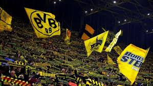 32 týmů v hlavní fázi soutěže největší favorité: Zive Dortmund Psg Osmifinale Ligy Mistru Otevre Duel Ofenzivnich Gigantu Aktualne Cz
