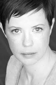 Stephanie Buxton's Instagram, Twitter & Facebook