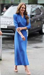 Kate Middleton izvukla staru haljinu iz ormara, a svi samo govore o njezinom nakitu