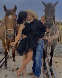 Amor Vaquero In 2020 Cute Cowgirl Outfits Couple Goals Teenagers Cute Country Couples