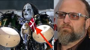 The original drummer of slipknot, joey jordison, sadly passed away on july 26, 2021. Slipknot S Clown Recalls What Made Him Pretty Pissed When Joey Jordison Joined Metallica To Fill In For Lars Ulrich Music News Ultimate Guitar Com