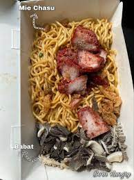 Born Hungry Mie Rica Kejaksaan