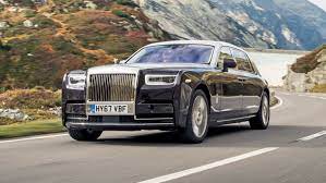 It is offered in two wheelbase lengths. Rolls Royce Phantom Review 2021 Top Gear