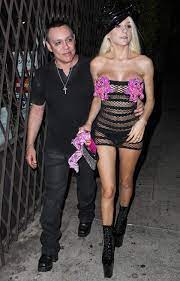 Get it now on libro.fm using the button below. Photos Courtney Stodden Looking A Bit Old In Fishnet Stocking Dress