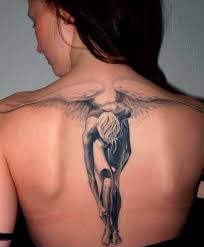 Para los cristianos, es el protector de la iglesia y considerado abogado del pueblo elegido de dios. 75 Tatuajes De Angeles De La Guarda Y Su Significado Belagoria La Web De Los Tatuajes