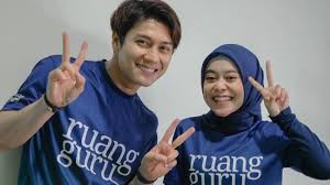 Lesti kejora dan rizky billar. Jelang Lamaran Rizky Billar Dan Lesti Dapat Hadiah Super Mewah