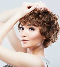 I have naturally curly hair but because i. 50 Chic Curly Bob Hairstyles With Images And Styling Tips