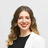 Sarah Monteith's Instagram, Twitter & Facebook