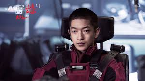 (2019) in a near future when the sun begins to die, humanity comes together to build thousands of earth engines to propel planet earth from our solar system. Hd The Wandering Earth 2019 Stream Kinox Deutsch Ganzer Film