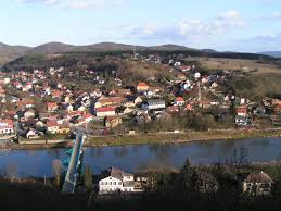 Camp srbsko se nachází v klidné části obce srbsko, na levém břehu řeky berounky v chráněné bei schlechtem wetter besteht die möglichkeit den aquapark in beroun zu besuchen, welcher in 5. Tetin Okres Beroun Mapio Net
