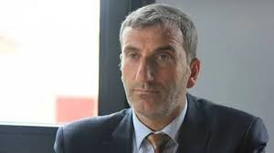 Gazete sahibi ve yazarı şantaj iddiasıyla gözaltında