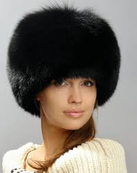 как сшить шапку из меха своими руками и выкройки Pin Ot Polzovatelya Fiorella Handmade Na Doske Golovnoj Ubdor V 2020 G Mehovye Shapki Meh Shapka