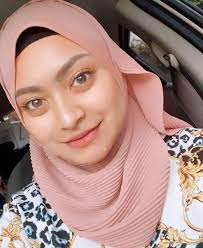 Viral nathalie holscher panji komara terlibat kasus video syur 20 detik, sule: Nathalie Holscher Home Facebook