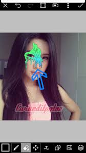 Mengutip dari laman idseducation.com, arti dari grime art itu sendiri merupakan teknik mengganti wajah orang di dalam foto menjadi bentuk karton dengan gaya kulit meleleh mengggunakan aplikasi desain grafis. Cara Edit Foto Grime Art Efek Meleleh Keren Di Picsart