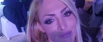 L'ex soubrette Kyra Kole condannata a due anni per sfruttamento della  prostituzione