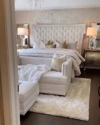 I'm always up for anyone who recommends decorating my living room. 290 Grizzly House Ideas In 2021 Grizzly House Home Decor Shared Girls Bedroom