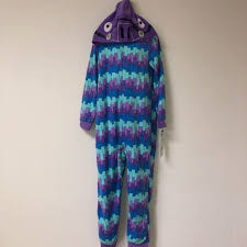 Fortnite womens cuddle bear hooded union suit loungewear sleepwear pajamas xs. Fortnite Pajamas Boys Fortnite Loot Llama Pajama Nwt M8 Poshmark