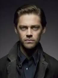 Malcolm Bright (Malcolm Bright)