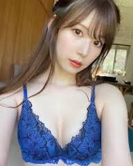 明里つむぎさんのインスタグラム写真 - (明里つむぎInstagram)「😶‍🌫️🤍」8月