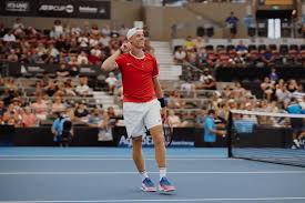 According to some sources, she could be dating canadian/ israeli tennis player denis shapovalov. Denis Shapovalov Bio Facts Nationality Net Worth Age Wiki Family Parents Height Ranking Affair Girlfriend Atp Cup Career Coach News Factmandu