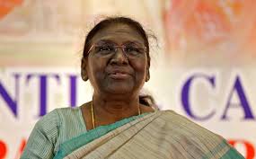 India: Tribal politician Draupadi Murmu wins presidential vote | News | DW
