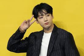 Daily hair on this page you can find ultra attractive hairstyles ‍♂ business : Bts V And Jungkook Amaze Fans With New Look During Butter Global Press Conference Otakukart